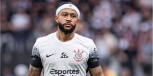 ممفيس ديباي ينتقد كثافة المباريات