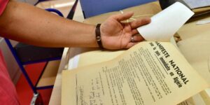 أوجرتني: فتح الأرشيف مطلب الكثير من النخب الفرنسية وعلى فرنسا الاعتراف بجرائمها في الجزائر منذ 1830