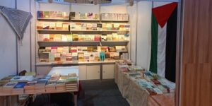 جناح فلسطين في صالون الجزائر الدولي للكتاب.. إصدارات تعكس نضال شعب عظيم وسط اهتمام كبير للشباب الجزائري