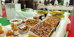 التمور الجزائرية تصدر نحو أزيد من 90 بلدا عبر العالم