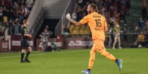 أوكيجة يبصم على الرقم 200 مع فريقه ماتز