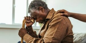 لا يؤثر عاطفيا فقط.. الذين فقدوا أحباءهم لديهم عمر بيولوجي أكبر