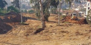 اعذار للشركة المالكة لأرض بها مفرغة عشوائية بتقصراين