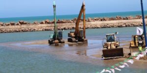 تسطير برنامج عمل للتكفل الأمثل بعمليات جرف الرمال من الموانئ