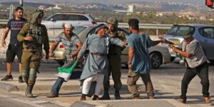 حماس تدعو لمواجهة اعتداءات المستوطنين بالأقصى والضفة