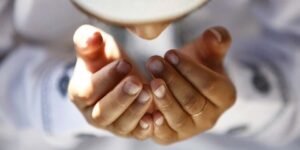 ما هي الأسباب الموجبة لرؤية الله تعالى ؟