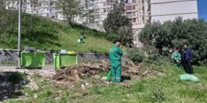 تنصيب خيم لتسهيل عملية الاتصال أثناء عملية التنظيف الكبرى بحسين داي