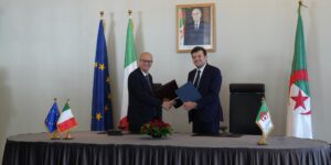 مذكرة تفاهم بين  الجزائر وإيطاليا لتطوير برامج التكوين المهني والتعليم الالكتروني