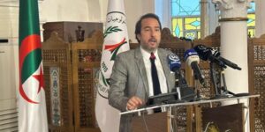 كمال مولى: أدعو إلى تعزيز تعاون القطاع الاقتصادي مع الجامعات