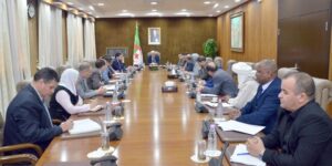 نواب وأطباء يناقشون السرطان وأثر التجارب النووية في الصحراء الجزائرية