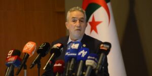 في تصريحه للموعد اليومي.. الدكتور كريم زغيب: الجزائر قادرة على قيادة التحول الطاقوي بفضل إمكاناتها المعدنية والطبيعية