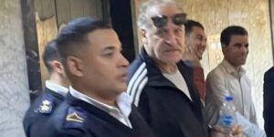 قضية سرقة مجوهرات زوجة خالد يوسف.. المخرج عمر زهران وراء القضبان