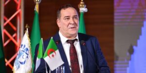 مزيان يشيد بدور الإعلام الوطني في تعزيز مكانة الرياضة وتكريم الكفاءات الجزائرية