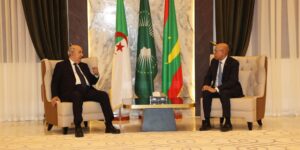 رئيس الجمهورية يجري محادثات على انفراد مع نظيره الموريتاني