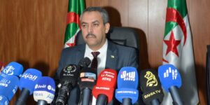 سعداوي يرفع ميزانية اللوازم البيداغوجية الموجهة للمتوسطات والثانويات