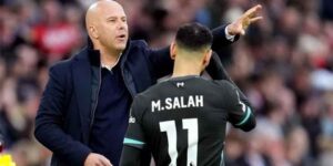 بعد مباراة مان سيتي.. سلوت يعلّق على تصريحات صلاح