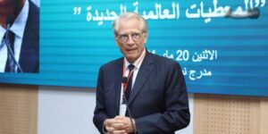 دومينيك دي فيلبان ينتقد بشدة تسيير حكومة فرنسا لعلاقاتها مع الجزائر