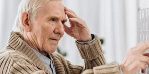 باحثون يكشفون: تناول فيتامين «د» قد يقلل خطر الإصابة بالخرف