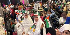 في ملتقى حوار المرأة الإفريقية : إبراز دور  المرأة الصحراوية في بناء المؤسسات