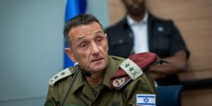 رئيس أركان جيش الاحتلال هرتسي هليفي يعلن استقالته