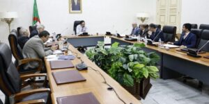 فوج العمل المكلف بمراجعة قانوني البلدية والولاية يختتم أشغاله