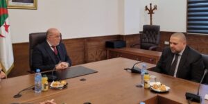 تنصيب الطاهر برايك مديرا عاما للديوان الوطني للحج والعمرة