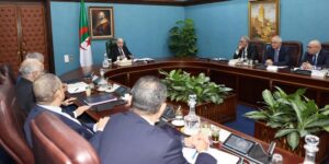 رئيس الجمهورية يترأس اجتماعا لمتابعة مدى تقدم التحضيرات لمراجعة اتفاق الشراكة مع الاتحاد الأوروبي