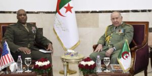 الفريق أول شنقريحة يشيد بالديناميكية الإيجابية التي يعرفها التعاون العسكري الثنائي