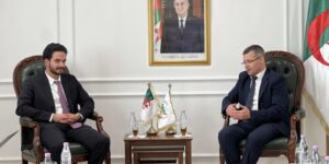 ركاش يستقبل وفداً عن مجمع بهوان العماني المختص في صناعة الأسمدة