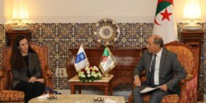 رئيس المحكمة الدستورية يستقبل الممثلة المقيمة لبرنامج الأمم المتحدة الإنمائي