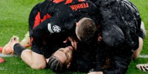 بعد قلبه الطاولة على بنفيكا.. أرقام لافتة لبرشلونة