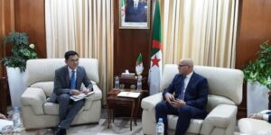 الشركة الصينية للهندسة والأشغال البترولية تبدي اهتمامها للاستثمار في الجزائر