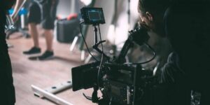 قانون المالية 2025 يخصص تدابير جبائية جديدة لدعم الصناعة السينماتوغرافية في الجزائر