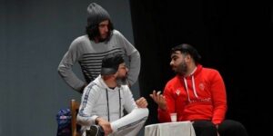 تقف عند مراحل كفاح الشعب الجزائري.. “الصمود” تجوب مسارح الوطن