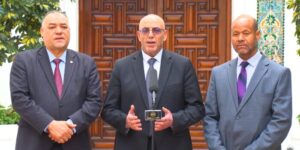 حساني شريف يشدد على أهمية تمتين الجبهة الداخلية لمواجهة محاولات استهداف الجزائر من قبل أطراف خارجية