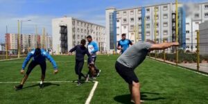 القرية المتوسطية بوهران.. تخصيص مرفق لكرة القدم داخل القاعة