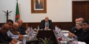 شرفة يترأس لقاءا تنسيقيا مع أعضاء الفدرالية الوطنية لمربي الدواجن