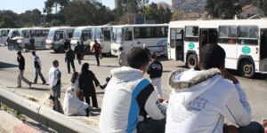 حافلات النقل الخاص.. معاناة متواصلة تطبع يوميات المواطن