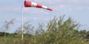 هبوب رياح قوية على عدة ولايات ساحلية هذا الجمعة