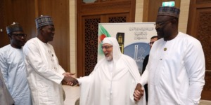 القاسمي يستقبل وزيري البترول والري النيجيريين ويتباحث معهم تكوين طلباتهم في الدكتورا