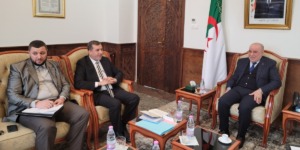 بلمهدي يستقبل رئيس الفدرالية الوطنية لموظفي الشؤون الدينية