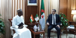عرقاب يبحث مع وزير الشؤون الخارجية والتعاون النيجري تعزيز التعاون الطاقوي