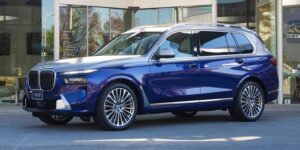 بي إم دبليو تكشف عن مفهوم X7 نيشيكي لاونج