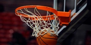 الكأس الممتازة لكرة السلة: اتحاد الجزائر – وداد بوفاريك يوم 11 فيفري الجاري