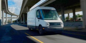 فان كهربائي بقوة 315 حصان.. ريفيان ديليفري بسعر 80,000 دولار