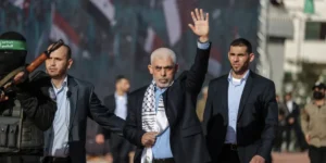 خبير صهيوني: الأمور تسير كما أرادها السنوار