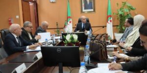 سايحي يعرب عن استعداد الوزارة لمعالجة اختلالات القانون الأساسي