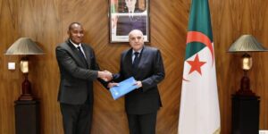 عطاف يستقبل ممثل منظمة الصحة العالمية لدى الجزائر