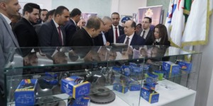 سيفي: الجزائر تخطو بثبات نحو ريادة صناعة السيارات