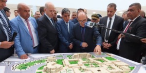 سايحي يضع حجر الأساس لمستشفى جديد بسعة 60 سريرا ويدشّن مركز مكافحة السرطان